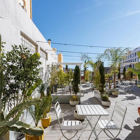 Red, Red Wine In Lisbon By Misha'S Place 3B 外观 照片